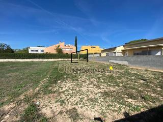 Terreny residencial a La Ràpita. Terreno urbano de 391m2 en la ràpita, santa margarida i els monj