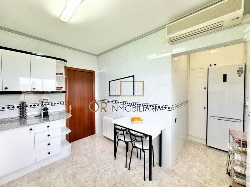 Foto 1342d033-79c4-4ba7-8aaa-accbf2840a13. Casa  independiente de 4 hab., jardín, piscina, garaje y barbacoa en el priorat de banyeres en Llorenç del Penedès