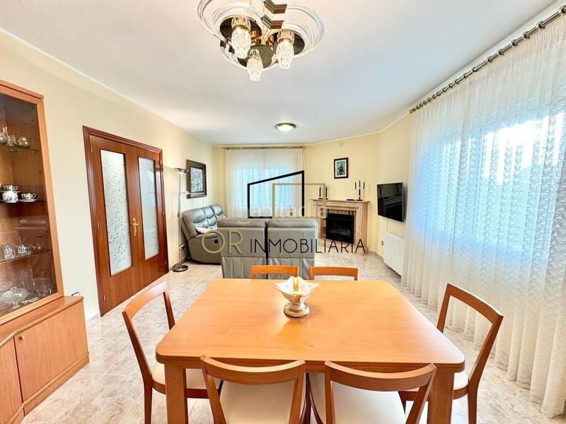 Foto 8143f3cd-e700-4664-bffd-66c923dcf1e2. Casa  independiente de 4 hab., jardín, piscina, garaje y barbacoa en el priorat de banyeres en Llorenç del Penedès