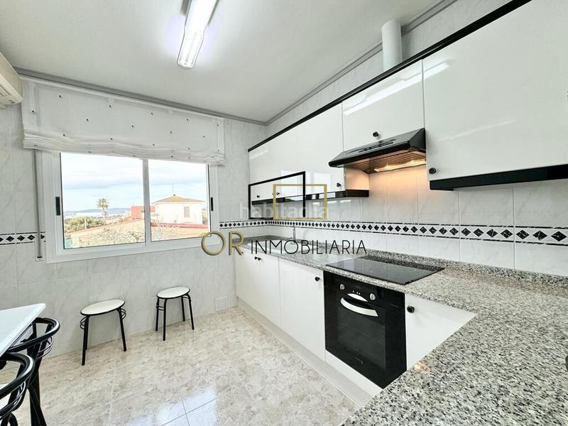 Foto bf8fdc47-d82e-4d49-8f14-9686f6dc56b1. Casa  independiente de 4 hab., jardín, piscina, garaje y barbacoa en el priorat de banyeres en Llorenç del Penedès