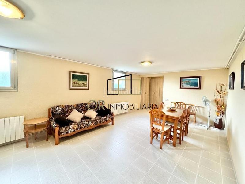 Foto d6c3349a-5775-4223-8c17-7b9791474b9a. Casa  independiente de 4 hab., jardín, piscina, garaje y barbacoa en el priorat de banyeres en Llorenç del Penedès