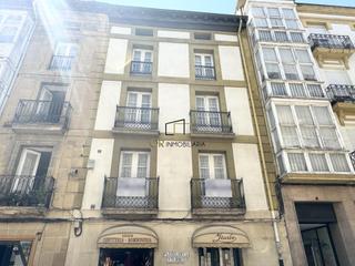 Casa a Haro. Edificio de 4 plantas para reformar en haro, la rioja