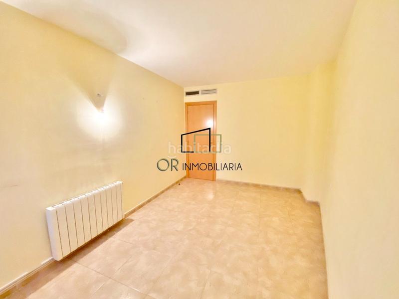 Foto ad17e379-b9cc-4fa5-8bb1-662bc3ee9048. Piso  exterior, 3 hab, 2 baños, balcón, asc, parking para inversores en Avinyonet del Penedès