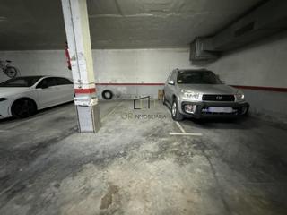 Lloguer Aparcament cotxe a L´Espirall. Plaza de aparcamiento en alquiler en la zona del espirall