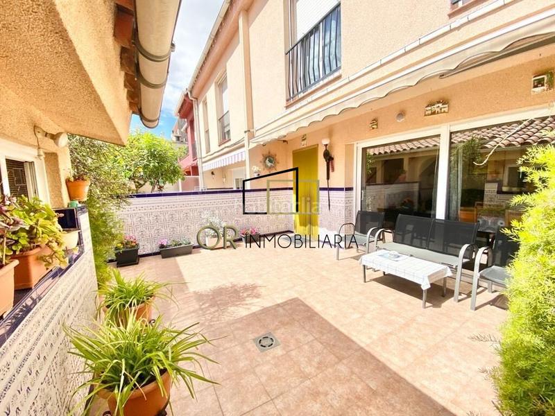 Foto 3fb82f21-a550-4b05-84ac-16529d61d51b. Casa  adosada con terraza, jardín y 4 habitaciones en Santa Margarida i els Monjos