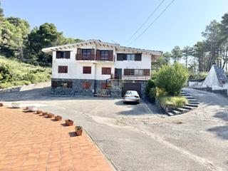 Casa a Llacuna (La). Impresionante casa cuatro vientos en la llacuna  rodeada de natu