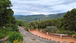 Casa a Llacuna (La). Impresionante casa cuatro vientos en la llacuna  rodeada de natu