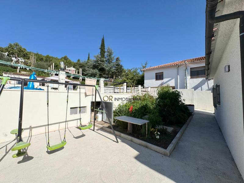 Foto 2d583f4e-2042-4e7a-84e7-e657a9498323. Casa acogedora casa independiente con jardín, piscina y sala de fiestas en Pontons
