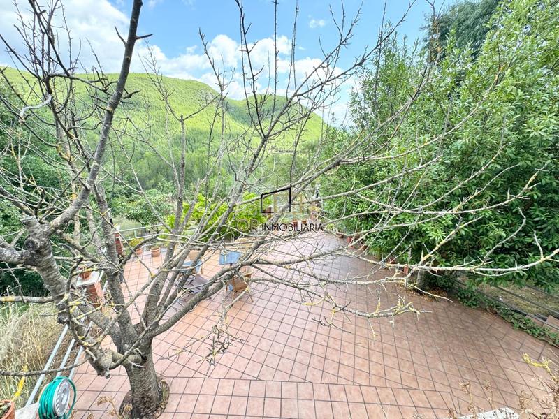 Foto aab4c982-f184-45d9-a4ce-e07d81e12760. Casa a Mediona