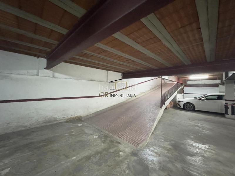 Foto 7be09970-deeb-4690-ab4f-57f29672111a. Parking coche dos plazas de aparcamiento en venta con acceso por rampa en Vilafranca del Penedès