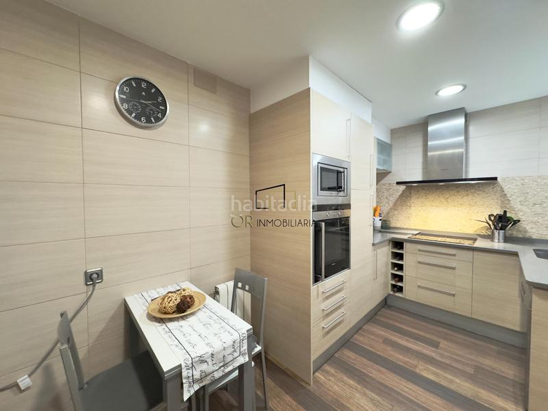 Foto 1edc0ee2-1433-4a0d-bc2e-ba5367e9de5b. Piso amplio piso de 4 habitaciones con balcón y trastero en Vilafranca del Penedès