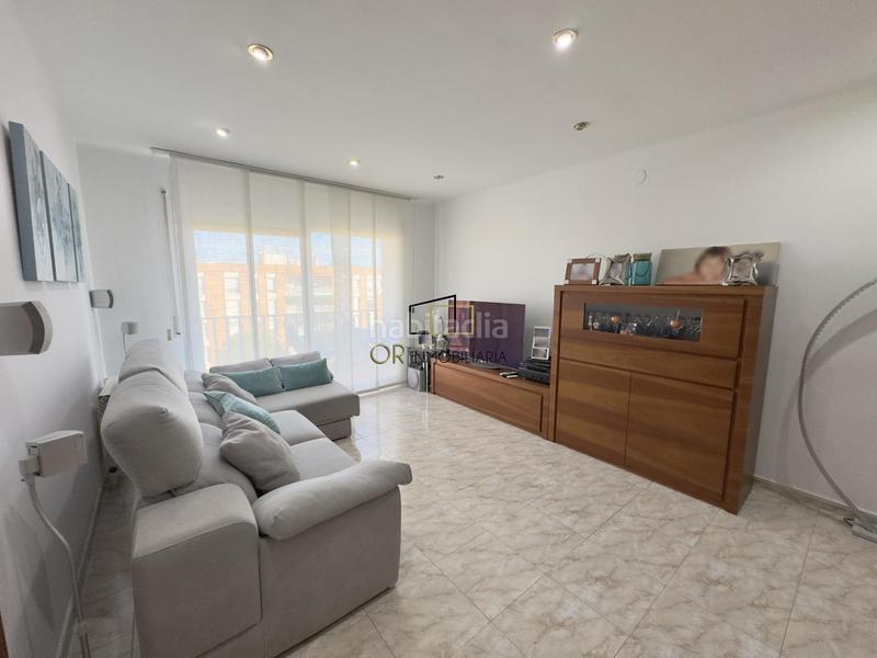 Foto c1daa433-2ce3-4405-98f9-e3532934756e. Piso amplio piso de 4 habitaciones con balcón y trastero en Vilafranca del Penedès