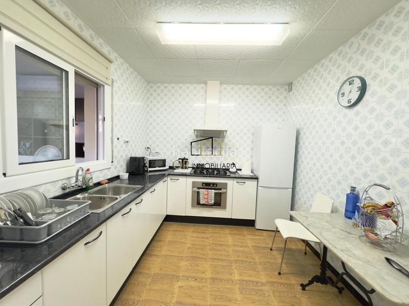 Foto c7739403-7def-4d96-a529-ba5199fe0d7b. Casa encantadora casa familiar con dos viviendas y espacio exterior en moja, olerdola en Olèrdola