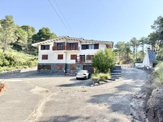Casa a Llacuna (La). Impresionante casa cuatro vientos en la llacuna  rodeada de natu
