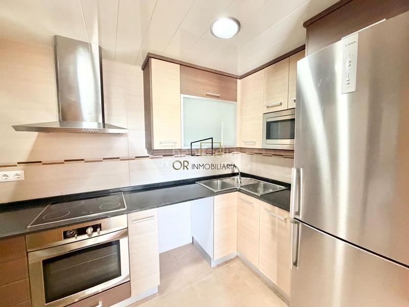 Foto 3bedab40-47f0-4eb6-91e2-5f6242e1585d. Appartement avec chauffage parking dans Granada (La)