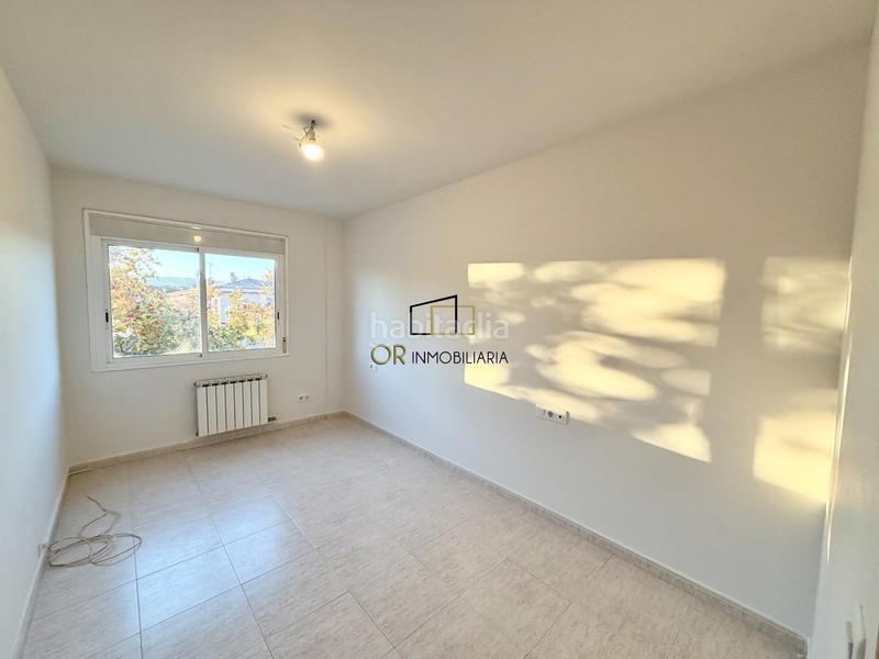 Foto 125888b8-b16d-41e2-8e0a-1c560c7c3d4f. Alquiler piso dúplex en alquiler de tres habitaciones con terraza en Santa Margarida i els Monjos