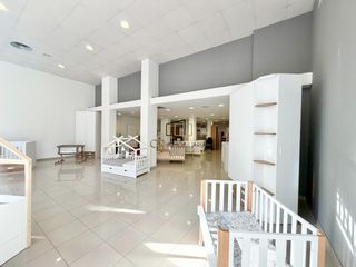 Lloguer Local Comercial a Sant Julià. Local comercial en alquiler de 240 m2 en sant julià  vilafranca