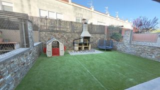 Maison à Cabanyes (Les). Preciosa casa con jardin y garaje privado