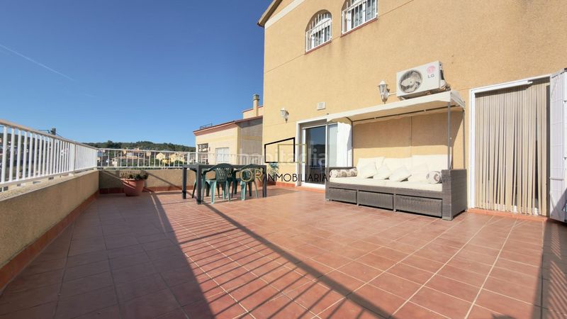 Foto 0e603cc1-574d-469e-9cb2-0bd7a1f7b60a. Casa amb calefacció aparcament piscina a Olèrdola