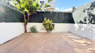 Casa en La Franquesa-Oasis Park. Casa adosada de 3 habitaciones, terraza y garaje en oasis, el ve