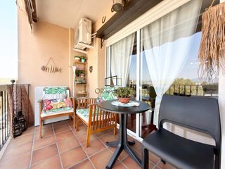 Pis a Martorell. Luminoso piso de 3 habitaciones con terraza, parking y trastero