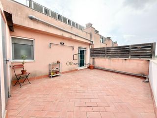 Appartement à Pla del Penedès (El). Excelente ático dúplex vpo de 3 habitaciones, gran terraza y pla