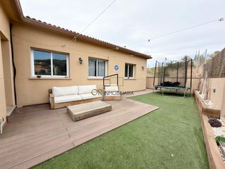 Maison à Olèrdola. Casa con jardín, terraza y amplio garaje en daltmar  olèrdola