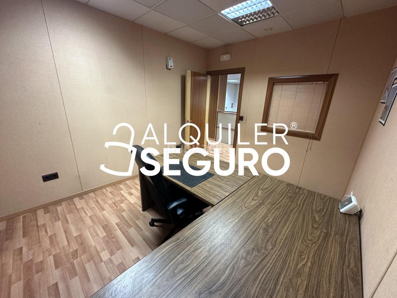 Foto ab457b3e-4107-4dce-9fbe-8631a1ad4282. Location local commercial dans Getafe norte Getafe