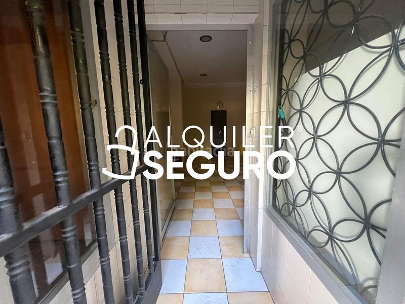 Foto 194a5c15-c0f4-4fa8-9f53-9008a8e7f14c. Miete geschäftsraum in Norte-Universidad Móstoles