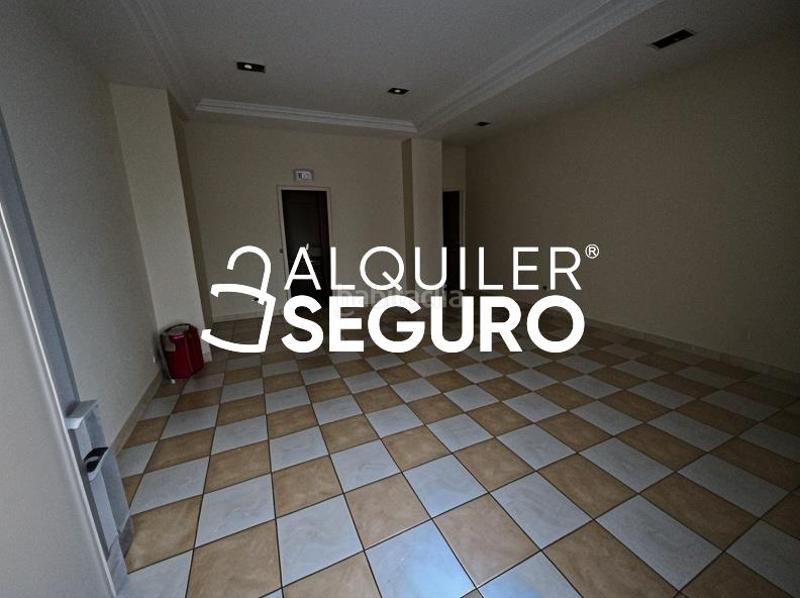 Foto 457c33d6-952b-463c-ae11-aa048e450a2e. Rent business premise in Norte-Universidad Móstoles