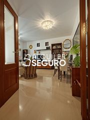 Lloguer Pis  Rey abu said. Piso c rey abu said granada
