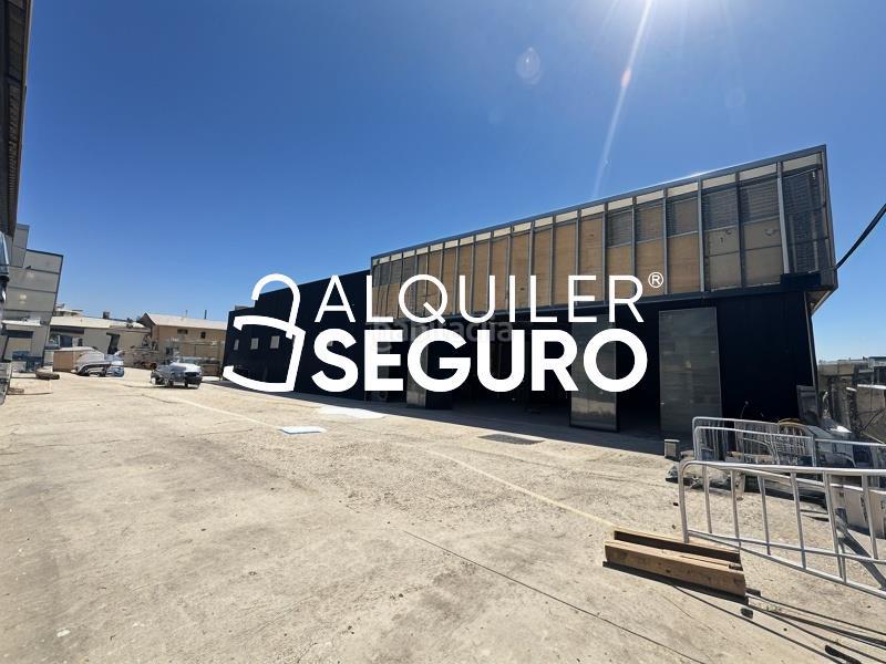 Foto da79a800-527d-4ed7-91ef-e663c89b2689. Lloguer local comercial a Sudeste Industrial Fuenlabrada