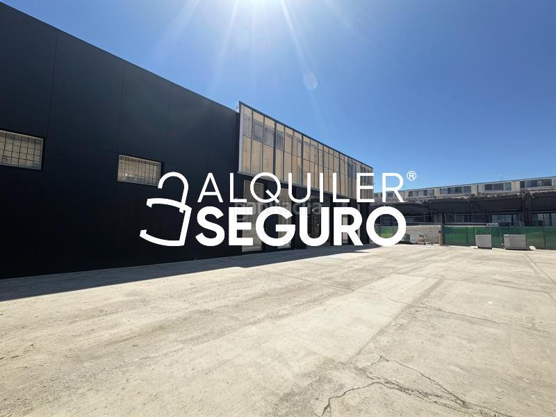 Foto ced47c02-1fdb-4992-8f3d-62226c035f6f. Miete geschäftsraum in Sudeste Industrial Fuenlabrada