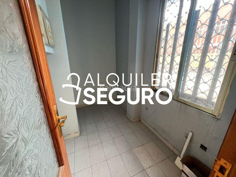 Foto 4c196cd5-e97c-4605-9fe2-f743a1d68b49. Rent business premise in La Serna Fuenlabrada
