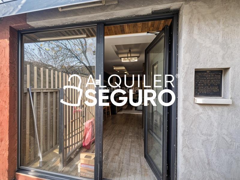 Foto 5137682a-6998-43f6-a050-e9d536eebd0b. Lloguer local comercial a El Naranjo Fuenlabrada