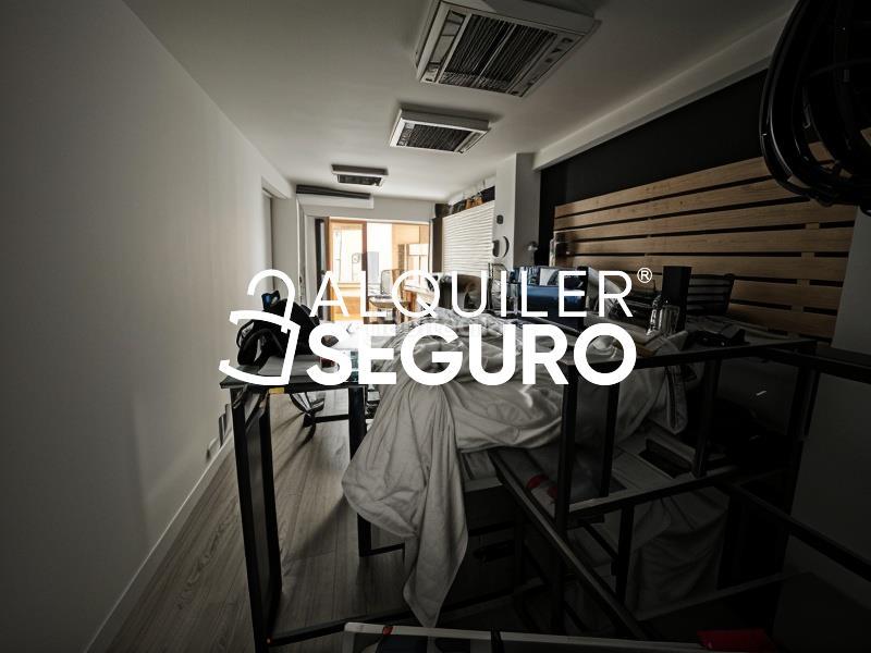 Foto c8cbaa88-d3ad-4666-94d6-b66e8081e1c8. Lloguer local comercial a El Naranjo Fuenlabrada