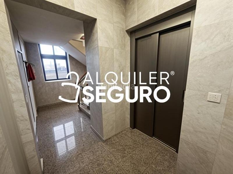 Foto 8541bf8b-8454-49da-8082-35487ee4b062. Rent business premise in Los Olivos-Los Ángeles Getafe