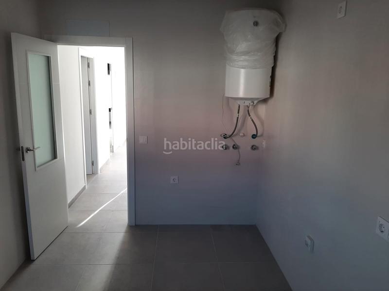 Foto 10622ee7-ab17-4465-a71e-6f95ae421b90. Casa adossada 120m<sup>2</sup> amb aparcament piscina terrassa a Vista Azul - Consolación Dos Hermanas
