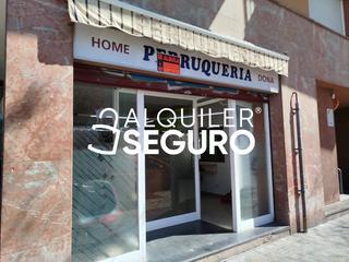 Location Local commercial  Calle carrer de sant pere d'abanto. Local carrer de sant pere dabanto barcelona