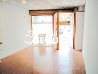 Lloguer Local Comercial  Calle tomares. Local tomares