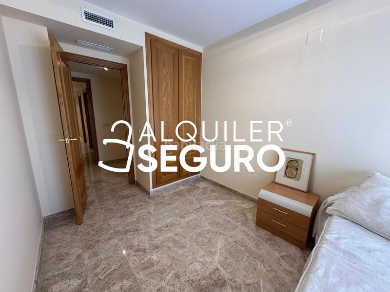 Foto 2fb6c6b2-5b68-4f46-b05a-f84d67e9b571. Alquiler piso  c salvador sastre en Arrancapins Valencia
