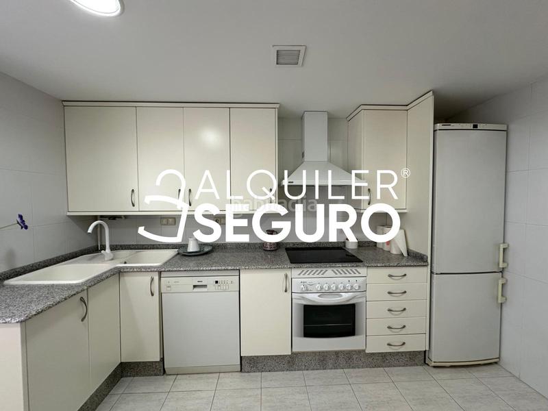 Foto 0dae2f48-fd36-4b31-8f07-ad97729c5d78. Miete etagenwohnung mit parking in Arrancapins Valencia