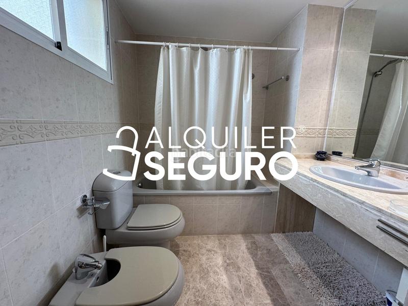 Foto 18ba59ae-17ef-4838-abc6-2481fbb74c7a. Rent flat with parking in Arrancapins Valencia