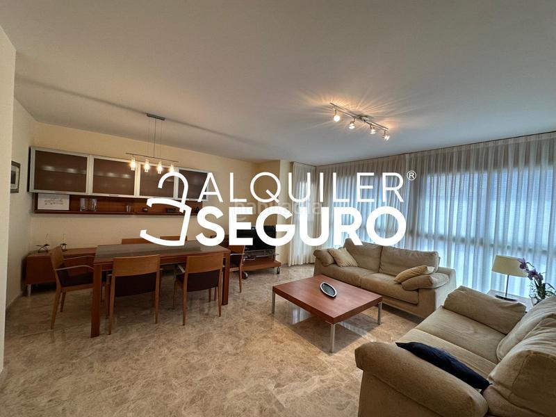 Foto e3e0975c-43de-4a31-97c5-c7cbd22d7abc. Rent flat with parking in Arrancapins Valencia