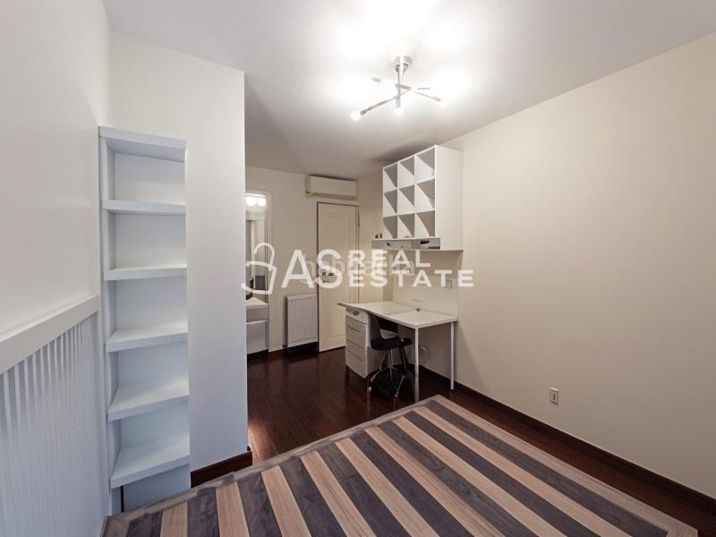 Foto a8289840-9984-4f65-b26e-fdd9d0812383. Pis a San Fermín Madrid