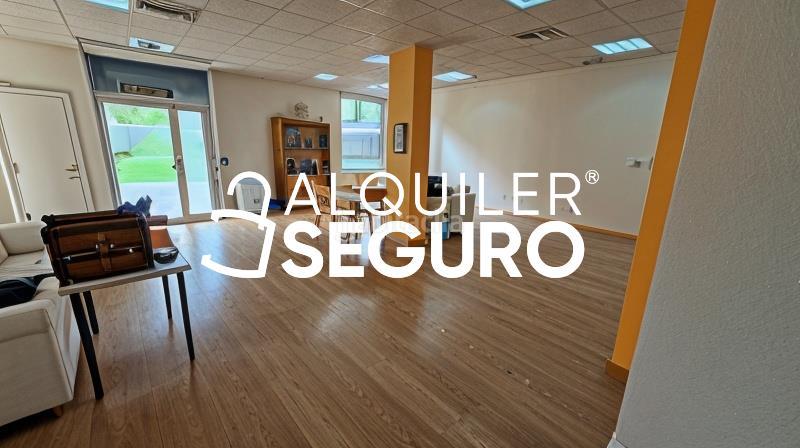 Foto 39685211-7c56-4486-a382-03959ac377dd. Alquiler local comercial local marinero luis de torres en Murcia