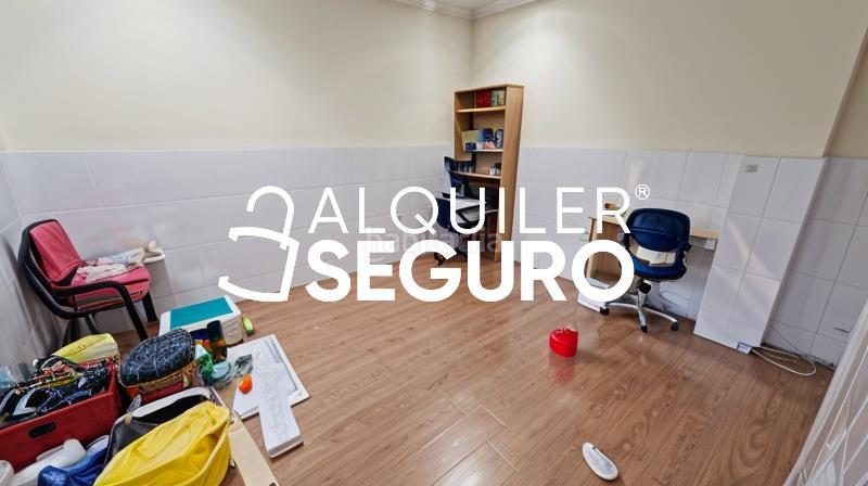 Foto 5d867bea-4a09-4ac5-9f16-ee429704caa4. Alquiler local comercial local marinero luis de torres en Murcia