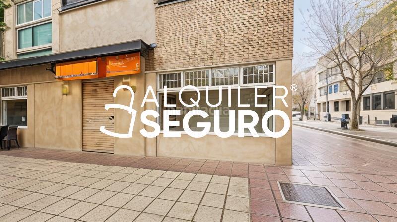 Foto eafcd3d4-ec1c-40cd-b5b3-d6356384396d. Alquiler local comercial local marinero luis de torres en Murcia