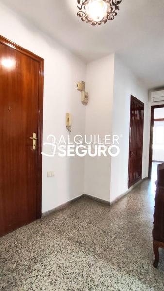Foto 0b871190-05e1-4b03-8049-f57a72eab032. Alquiler piso  c adresadors en Sant Francesc Valencia