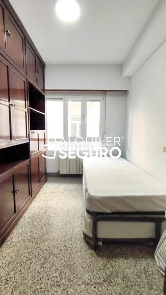 Foto 6f9a4385-3d84-47be-b76b-02912106c98b. Alquiler piso  c adresadors en Sant Francesc Valencia